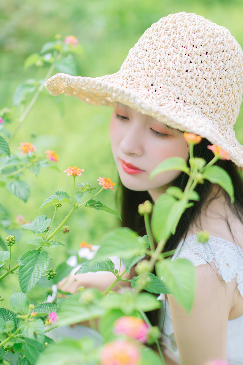 她夏了夏天