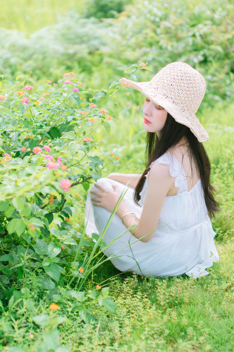 她夏了夏天